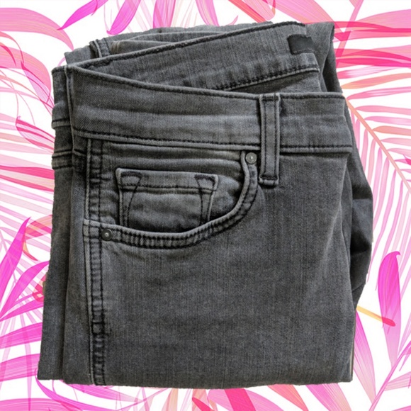 Super Skinny Jeans - Picture 4 of 4